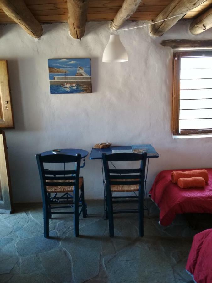 Cyclades Olive Museum'S Guest House Pitrofos Exterior photo